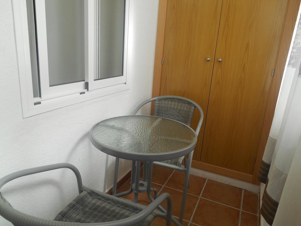 Hostal Paco Pepe Conil De La Frontera Buitenkant foto