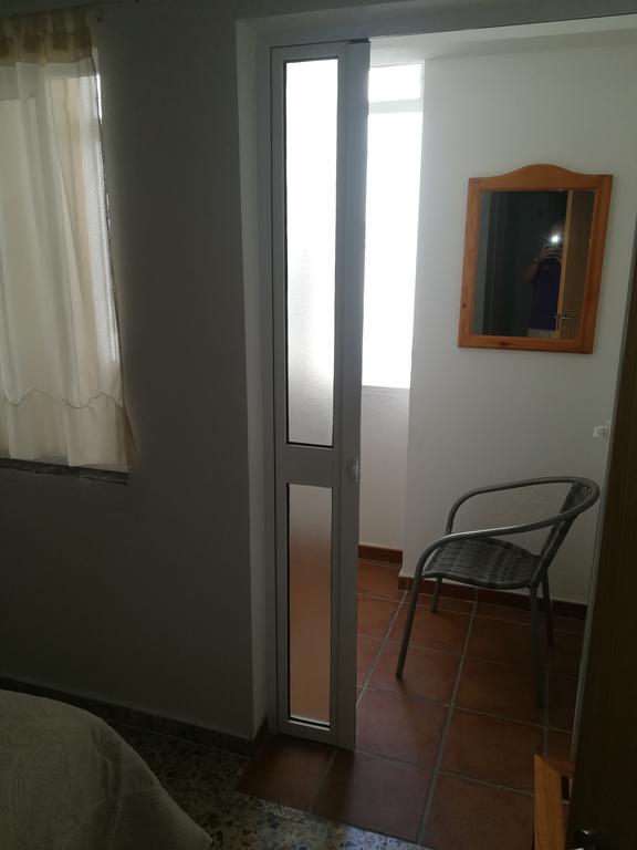 Hostal Paco Pepe Conil De La Frontera Buitenkant foto