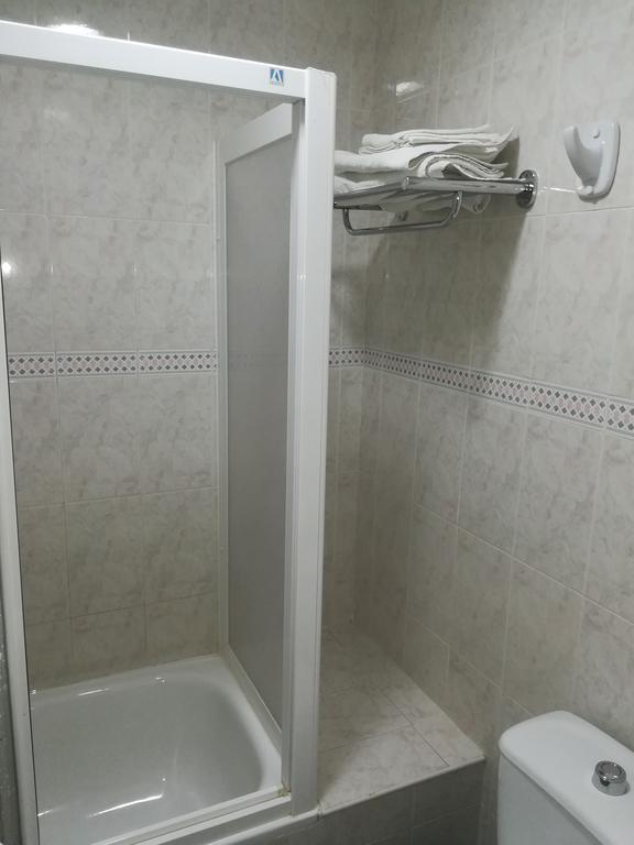 Hostal Paco Pepe Conil De La Frontera Buitenkant foto