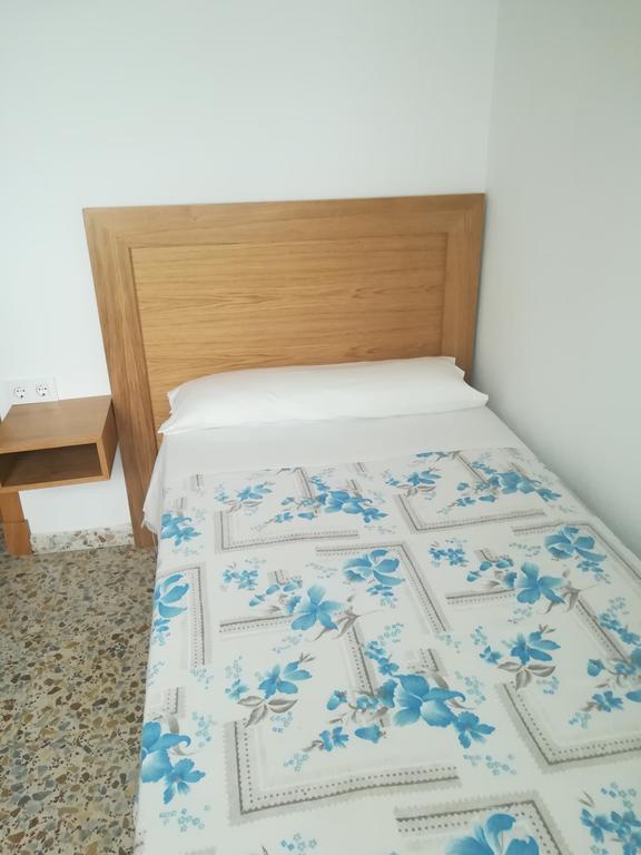 Hostal Paco Pepe Conil De La Frontera Buitenkant foto